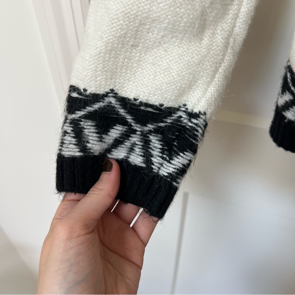 Talbots White & Black‎ Soft Knit Part Wool Blend Cozy Fall Sweater 🖤🕊️ - Picture 8 of 10